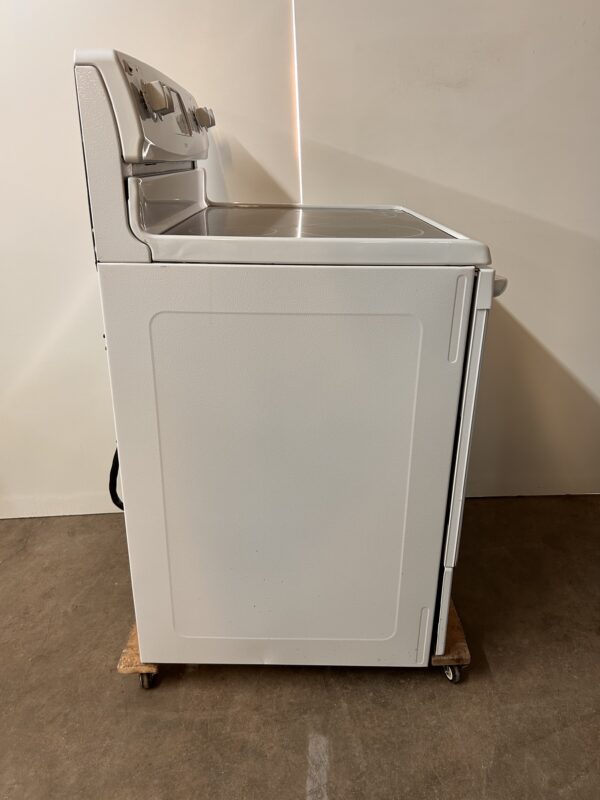 Used Kenmore Stove - Image 4