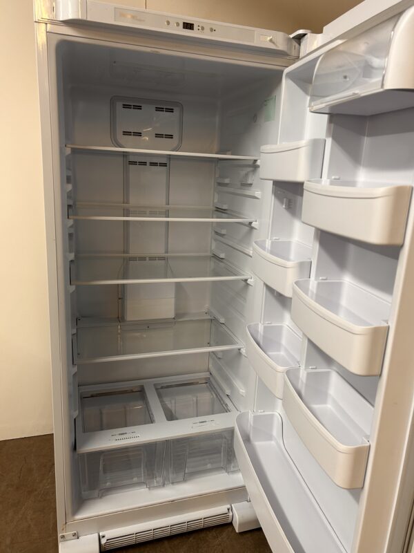 Used Danby Fridge - Image 2